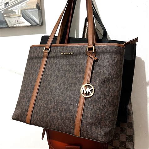 michael kors sady bags large